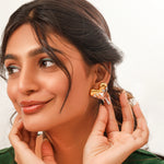 Load image into Gallery viewer, Melt My Heart Earrings

