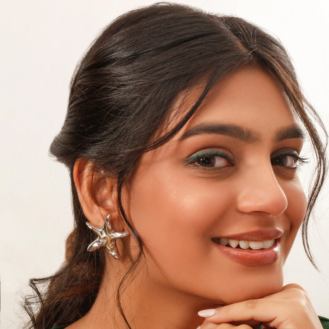 Dual Tone Star Stud Earrings