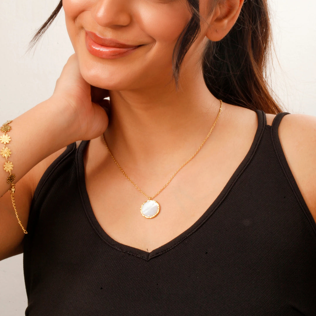 White crystal pendant