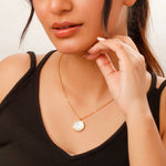 Load image into Gallery viewer, White crystal pendant
