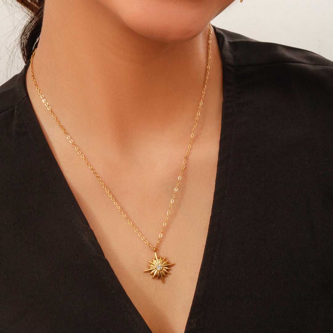 Diamond spike necklace