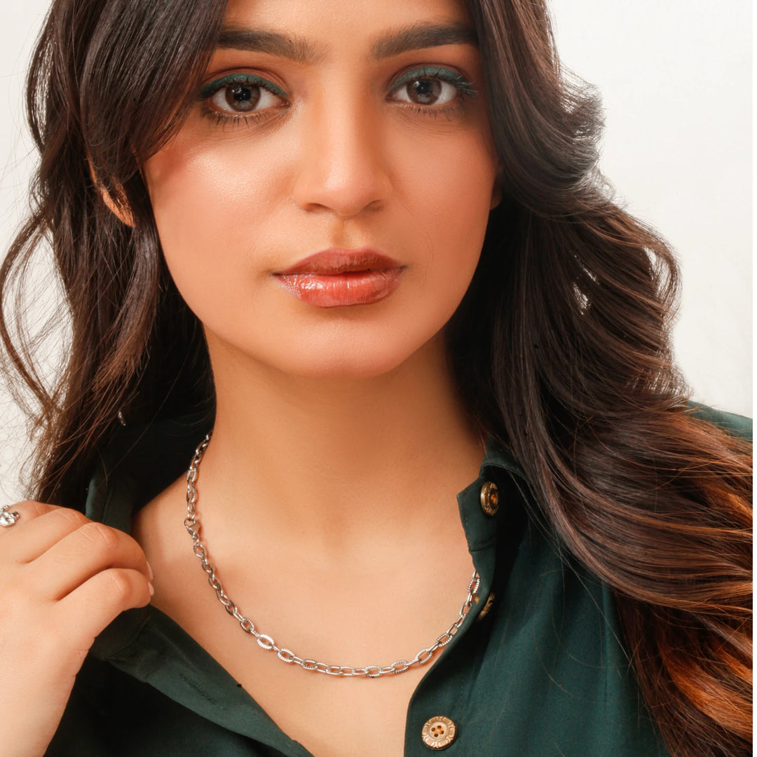 Silver chain necklace
