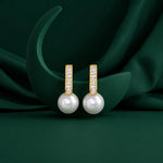 Load image into Gallery viewer, Pearl Dangle Earrings
