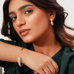 Load image into Gallery viewer, Sovereign Gold Loop
