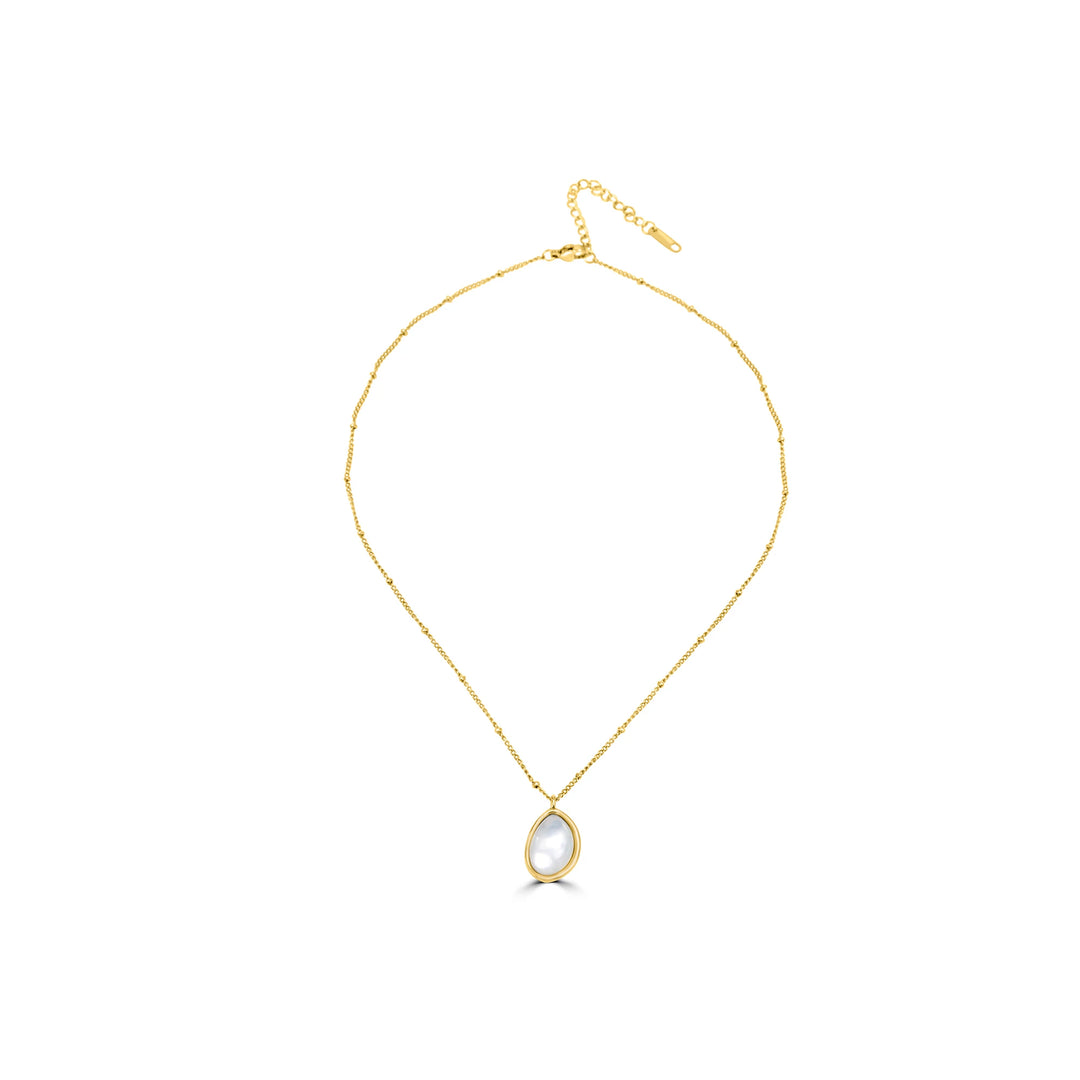 Snow white pendant