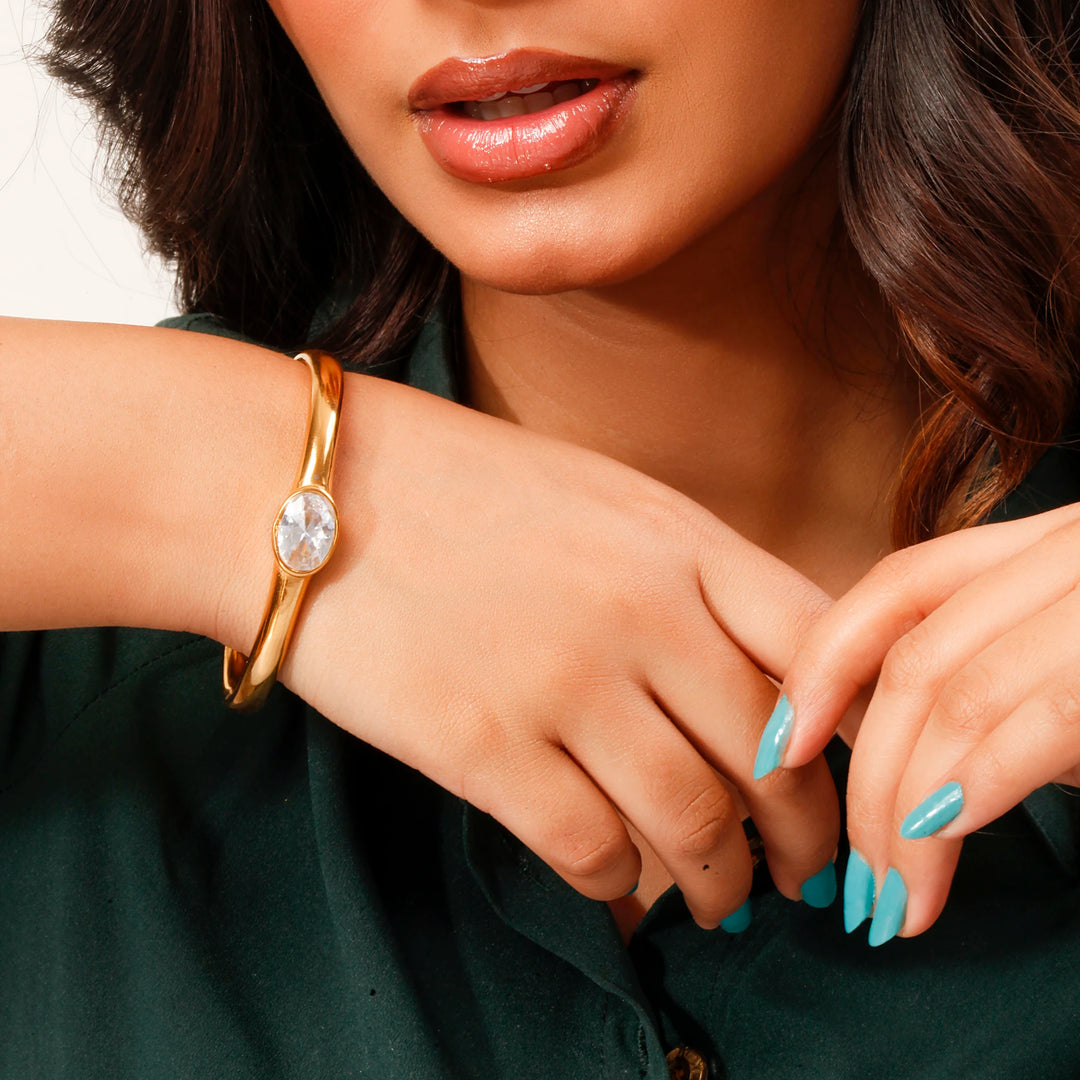 White Stone Breeze Bracelet