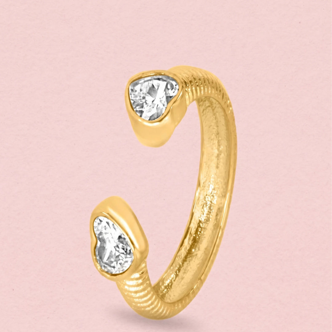Blushia Ring (White)