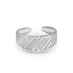 Load image into Gallery viewer, Croissant Ring
