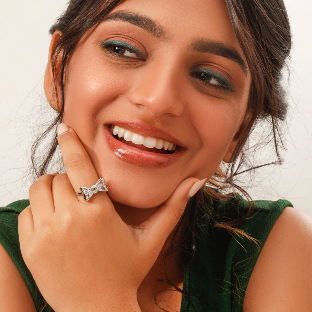 Silver Bow Curve Ring