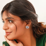 Load image into Gallery viewer, Silver Flower Stud Earrings
